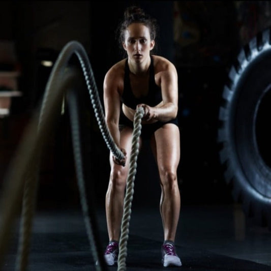 Enjoy the limitless opportunities to use your battle rope with this compact portable strap kit.