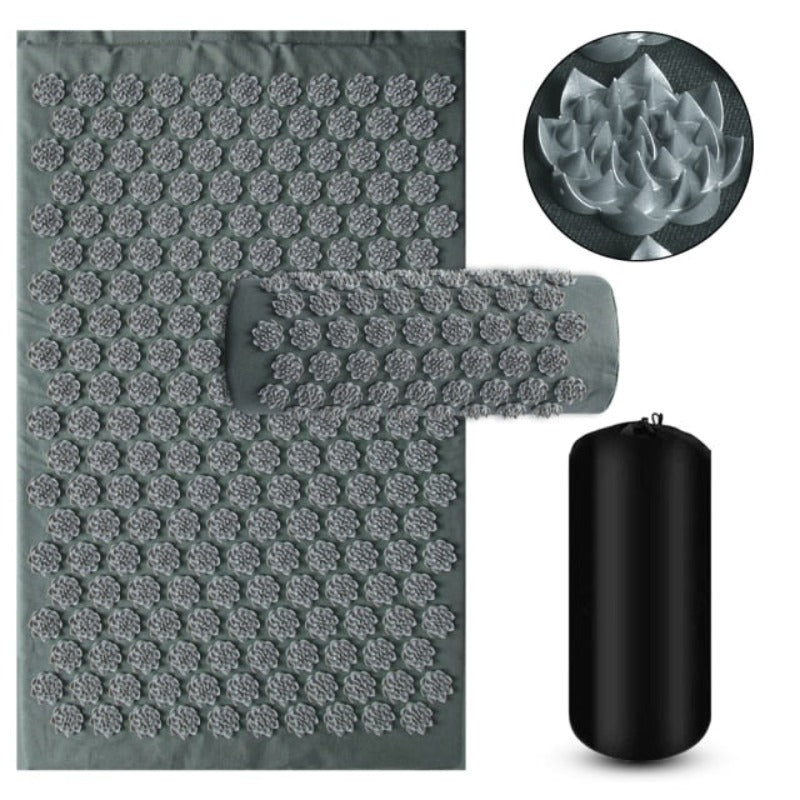Enjoy a massage and some relaxation with this pressure points mat and pillow. It is a must after a hard day at work, a workout or just to add to your Zen time. Grey